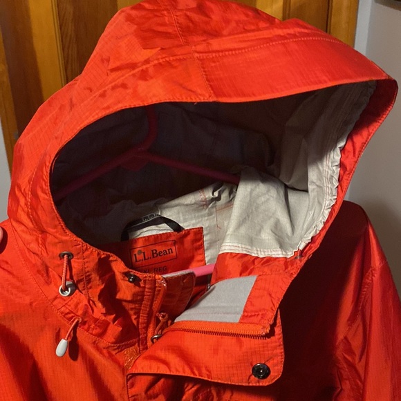 Mens LLBean raincoat XL red excellent condition - Picture 4 of 10